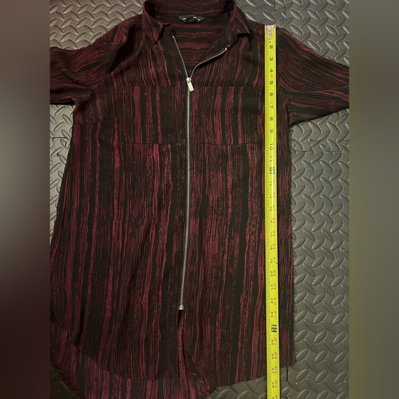 Rock & Republic Pink and Black Two Pocket Zip Up Flowy Long Blouse Top Sz Small - Picture 10 of 11